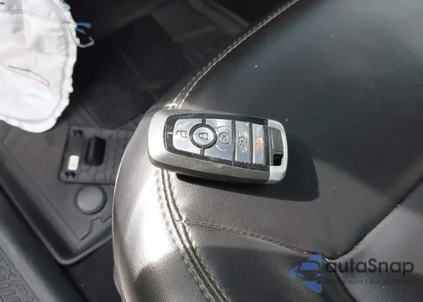 2021 Ford Explorer Xlt from USA, damaged, VIN 1FMSK7DH4MGC11593